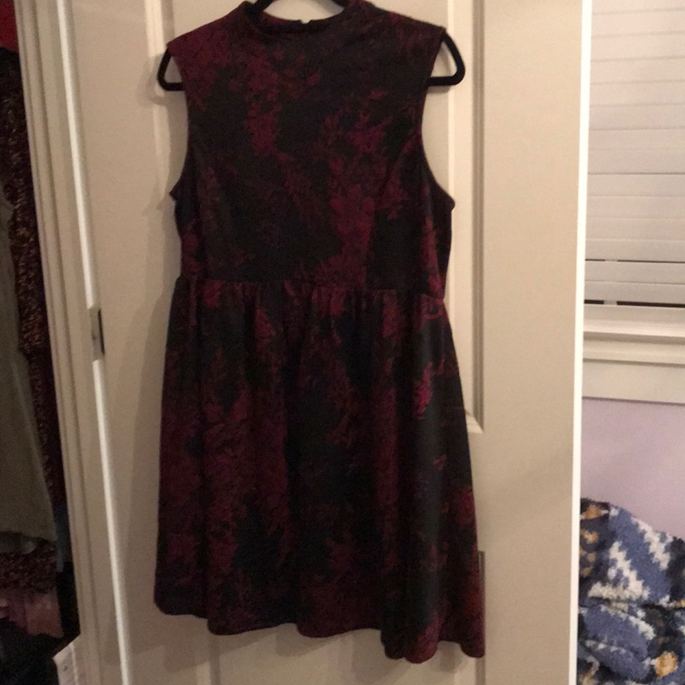 Short dress